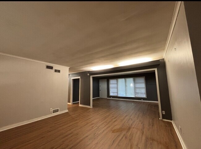 Foto del edificio - 1408 University Ave