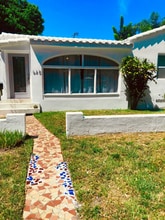 Building Photo - 625 NE 88th St