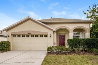 Building Photo - 18201 Hollyhills Way