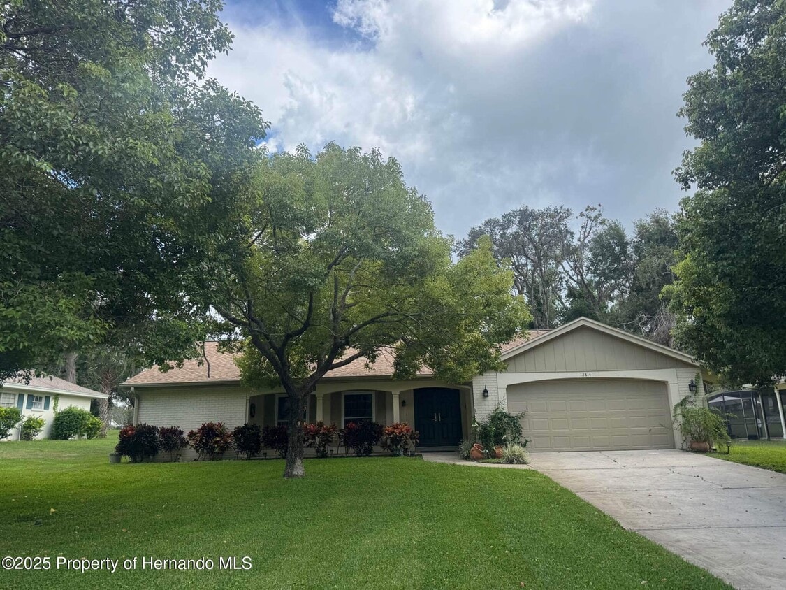 Foto principal - 12814 Ironwood Cir