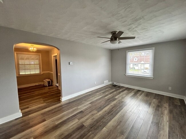 Photo - 100 Mardick Rd House