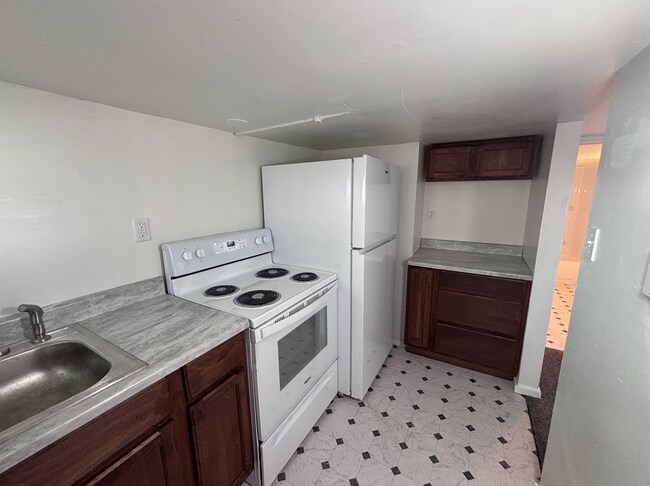 Foto del edificio - 1346 N Grant Ave
