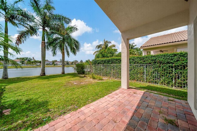 Foto del edificio - 7314 NW 19th Ct