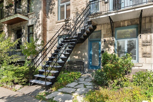 Photo du bâtiment - 3929 Rue St-Hubert