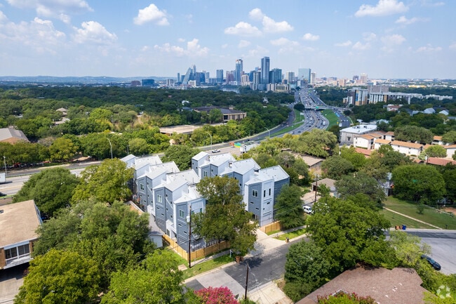 Aerial Photo - 1500 Summit St