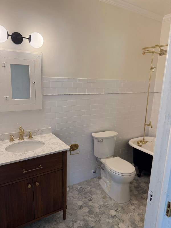 Building Photo - 200 Mitchell Ave