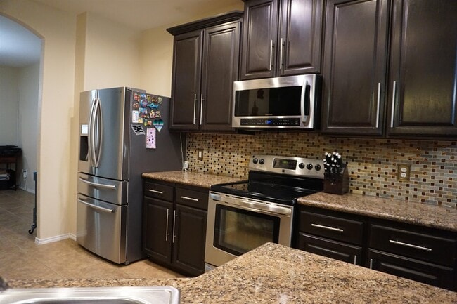 Building Photo - 336 Sabal Loop