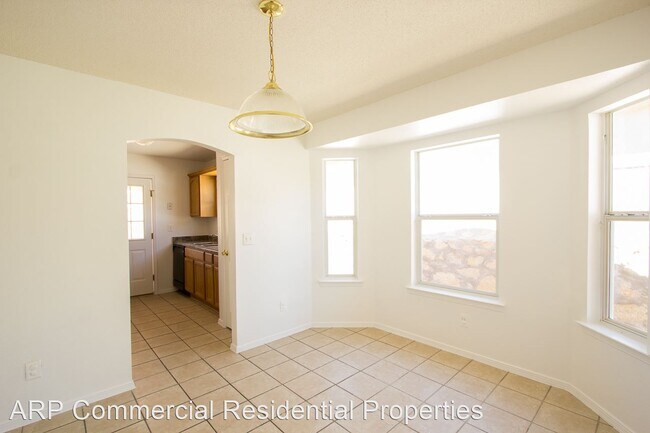 Building Photo - 3 br, 2 bath House - 14121 ROBERT ITUARTE DR