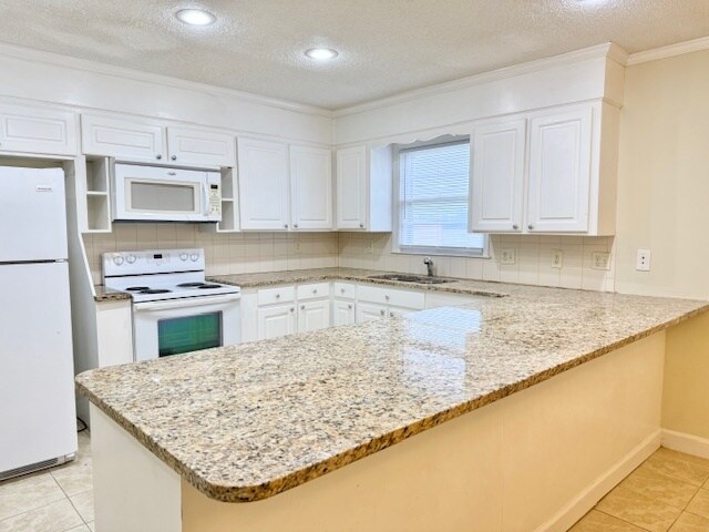 Foto del edificio - 2231 Willow Creek Rd