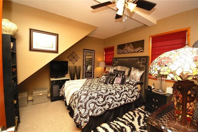 Bedroom - 158 6th St