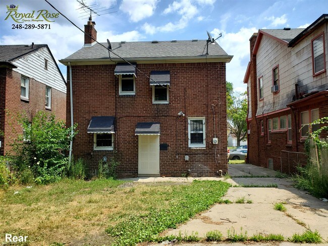 Building Photo - 3 br, 1.5 bath House - 16253 Griggs St