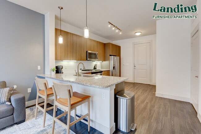 110 W CityLine Dr Unit 3023.3135 photo'