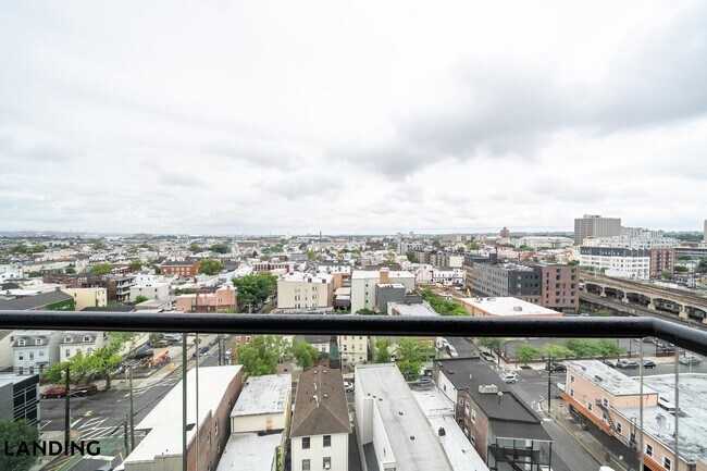 Foto del edificio - 65 McWhorter St