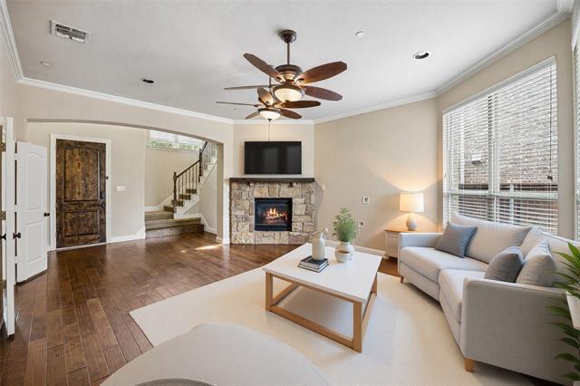 Building Photo - 5140 Chinquapin Dr
