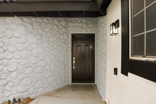 Foto del edificio - 20209 Edmund Rd
