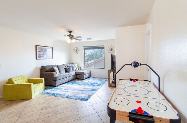 Foto del edificio - 1859 N Desert Willow St