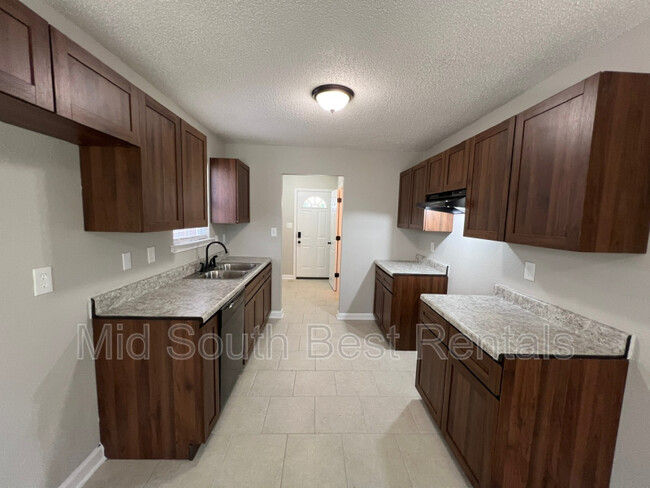 Building Photo - 4631 Addington Dr