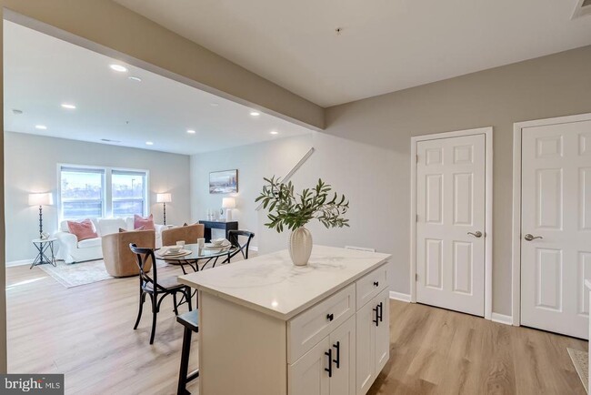 Foto del edificio - 44848 Tiverton Sq