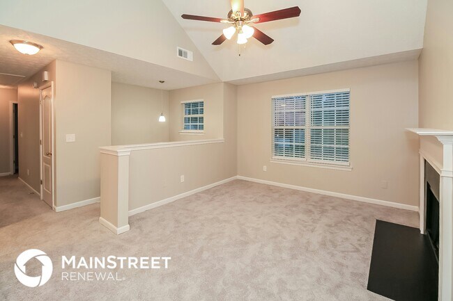 Building Photo - 4475 Chester Ln