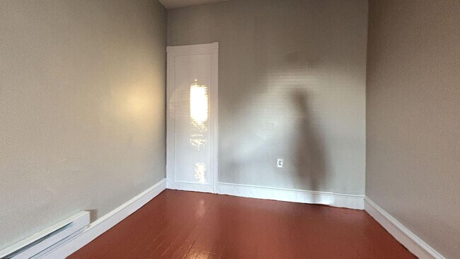 Foto del edificio - Spacious and Cozy 3-Bedroom Home