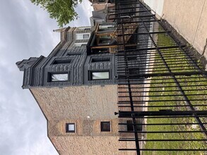 Building Photo - 818 S Karlov Ave