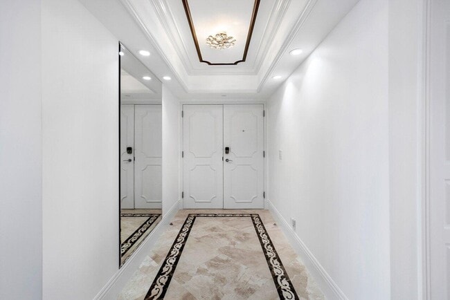 Building Photo - 2727 S Ocean Blvd