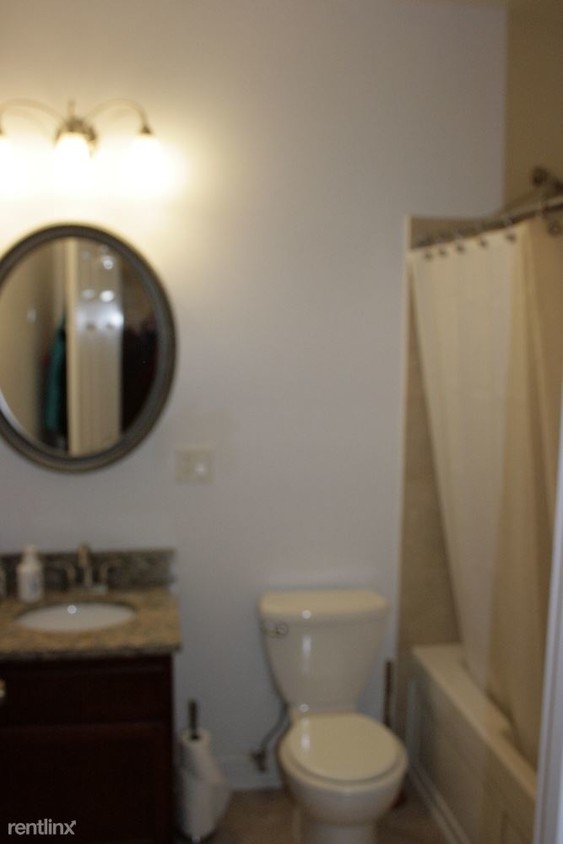 Primary Photo - 2 br, 2 bath Condo - 1623 W North Shore Ave