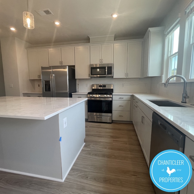 Building Photo - 1030 Zelkova Ln