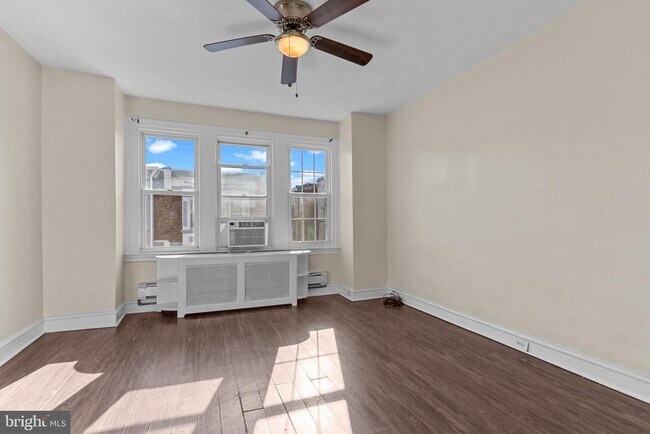 Foto del edificio - 3210 N Etting St