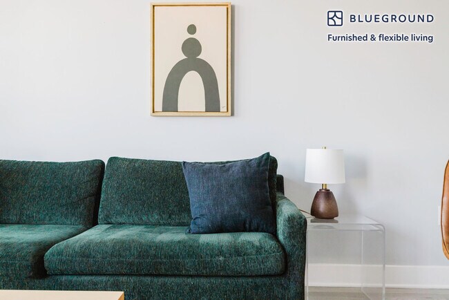 Foto del edificio - 4850 Rugby Ave