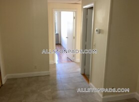 Foto del edificio - 1137 Commonwealth Ave