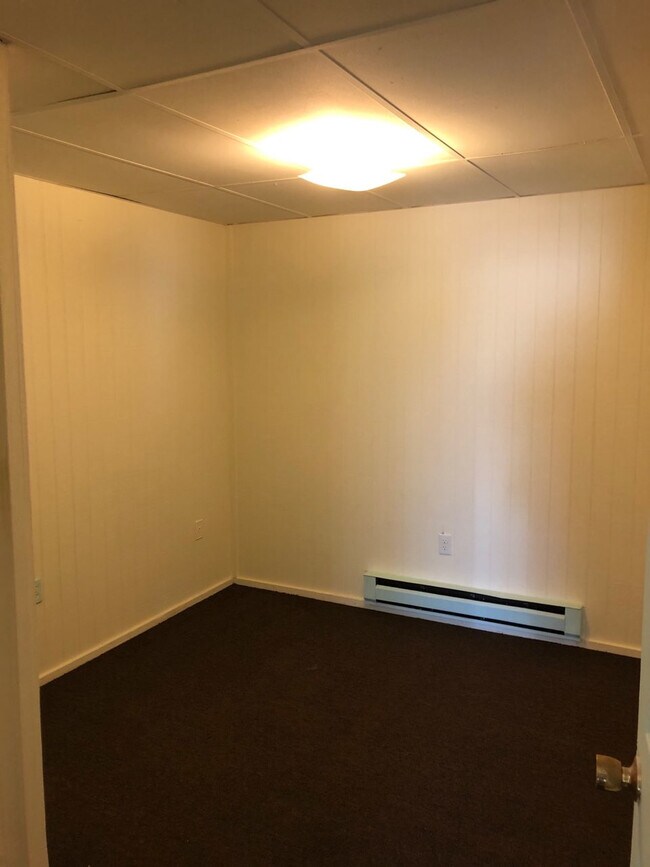 Building Photo - 101 S Broad St Apt 40