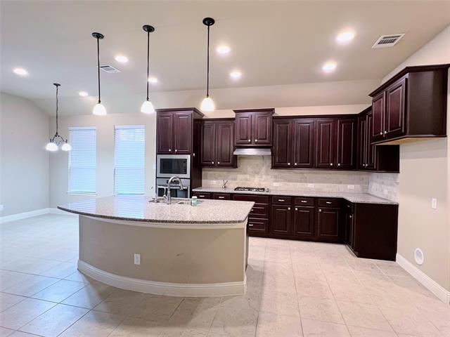 Foto del edificio - 1001 Summer Ln