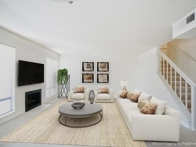 Living Room - 4000 Rio Rd