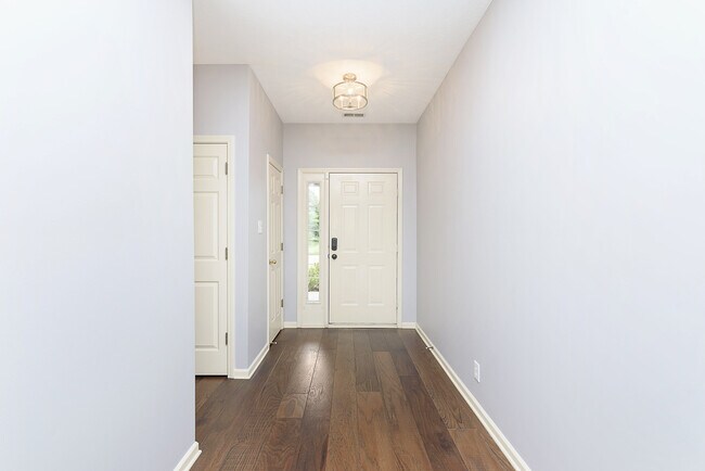 Building Photo - 15544 Wildflower Ln