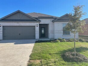 Building Photo - 517 Harbor Oaks Dr