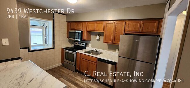 Building Photo - 9439 Westchester Dr