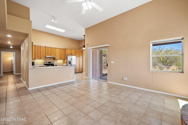 Building Photo - 5951 East Calle Agua Verde