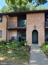 Building Photo - 612 N Shady Retreat Rd