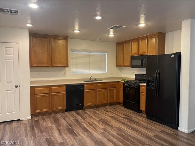 Building Photo - 6309 Mercer Valley St