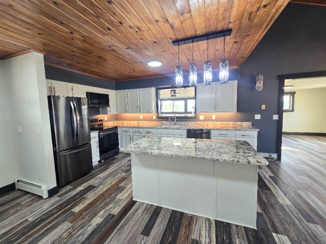 Building Photo - 2151 MCELFISH CT