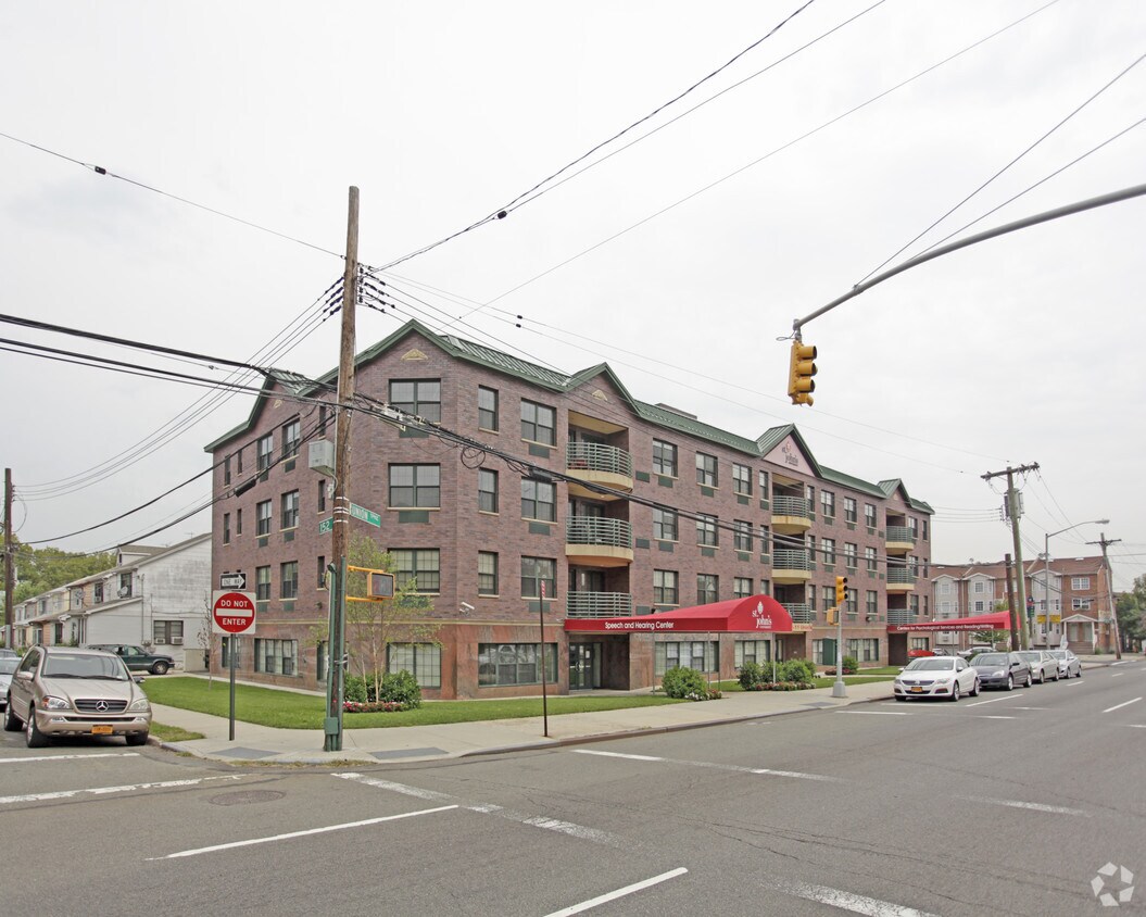 Seton Complex Apartments in Flushing, NY