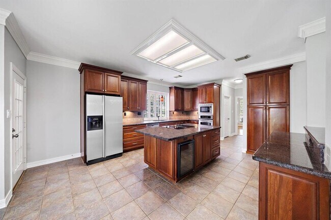 Foto del edificio - 4814 Keneshaw St