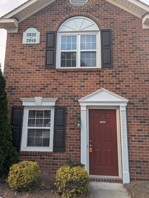 Building Photo - 2832 Union Rd