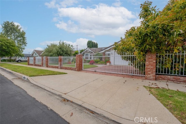 Foto del edificio - 9801 Quakertown Ave