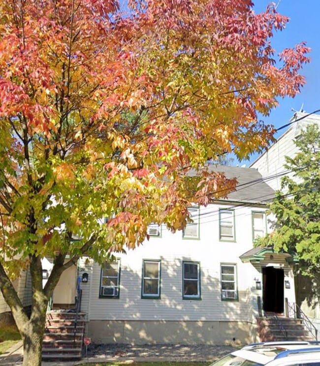 Outside Property - 44 Prospect St
