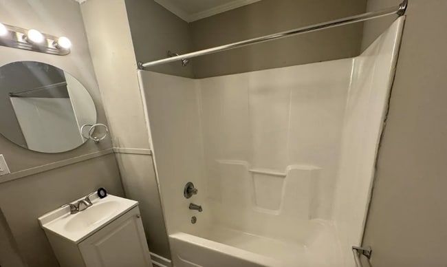 Building Photo - 2930 Oldknow Dr NW