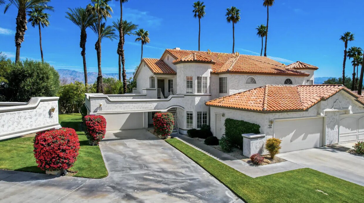Foto principal - 426 Desert Falls Dr N