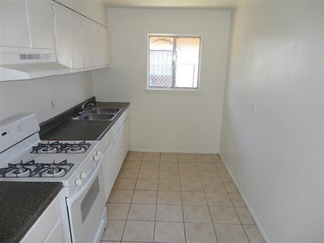 Foto del edificio - 8944 Norton St