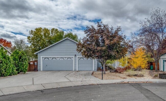 Foto del edificio - Southwest Reno Hidden Gem - Stunning Back ...